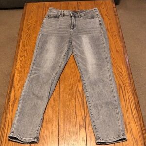 Judy Blue Slim Fit gray 7/28
